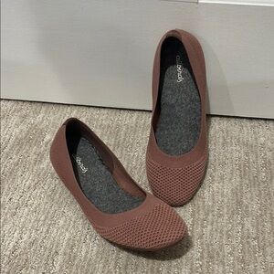 Allbirds Brown Flats Comfortable Knit Loafers never worn